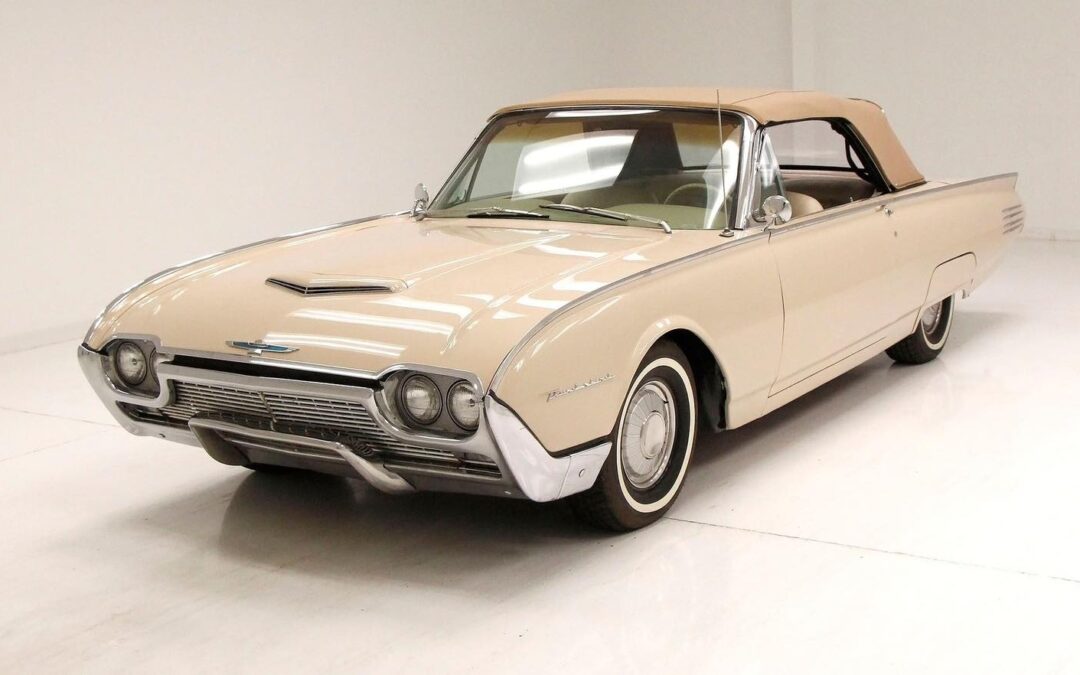 1961 Ford Thunderbird