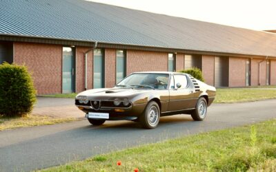 Alfa Romeo Montreal